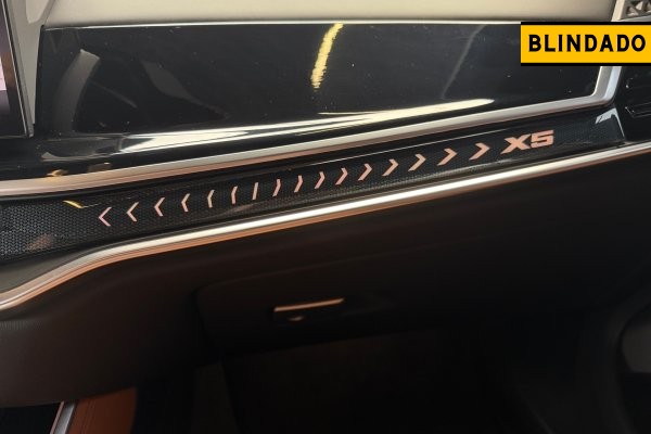 BMW X5 3.0 I6 TURBO HÍBRIDO XDRIVE50E M SPORT AUTOMÁTICO 2024/2025